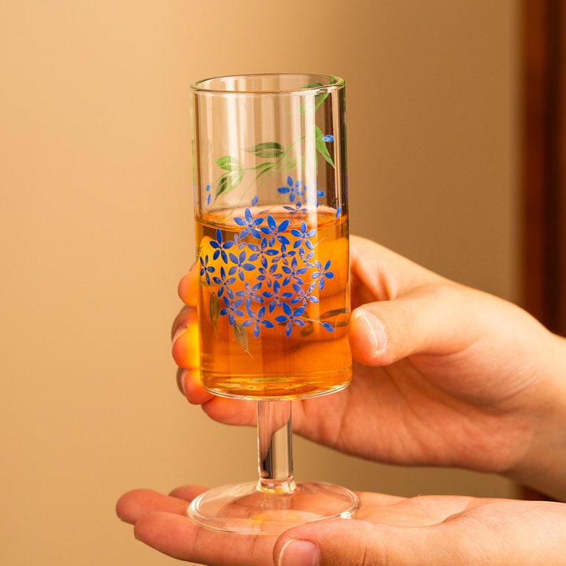 Hand-painted Blue Flower Pattern Clear Tall Glass Tea Tasting Cup 110ml