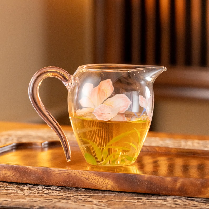 Hand-painted Flower Glass Tea Pitcher Clear Chahai 320ml