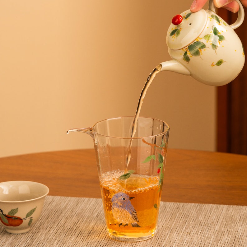 Hand-painted Bird Clear Glass Tea Pitcher Tall Gongdaobei 230ml