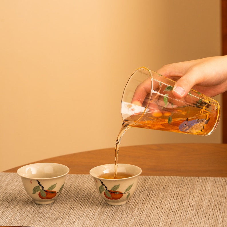 Hand-painted Bird Clear Glass Tea Pitcher Tall Gongdaobei 230ml