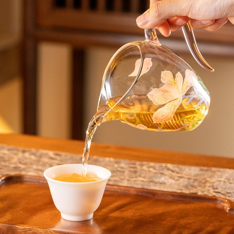 Hand-painted Flower Glass Tea Pitcher Clear Chahai 320ml
