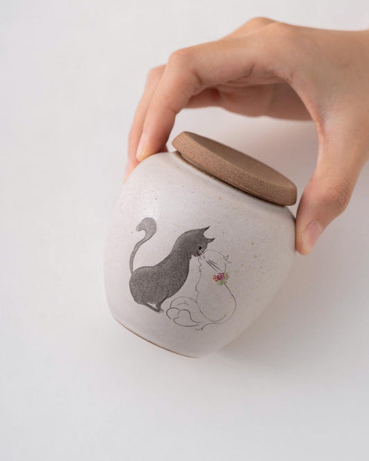 Hand-painted Couple Cats Ceramic Tea Canister with Lid 120ml