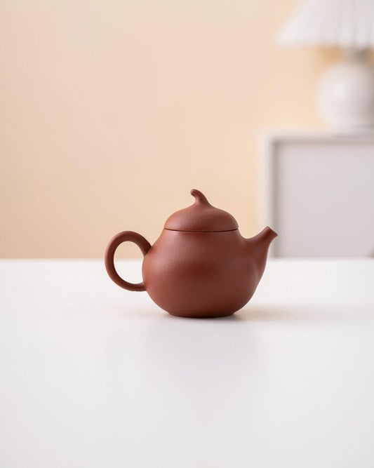 Hand-painted White Daisy Purple Clay Pear Design Teapot from Yixing 150ml